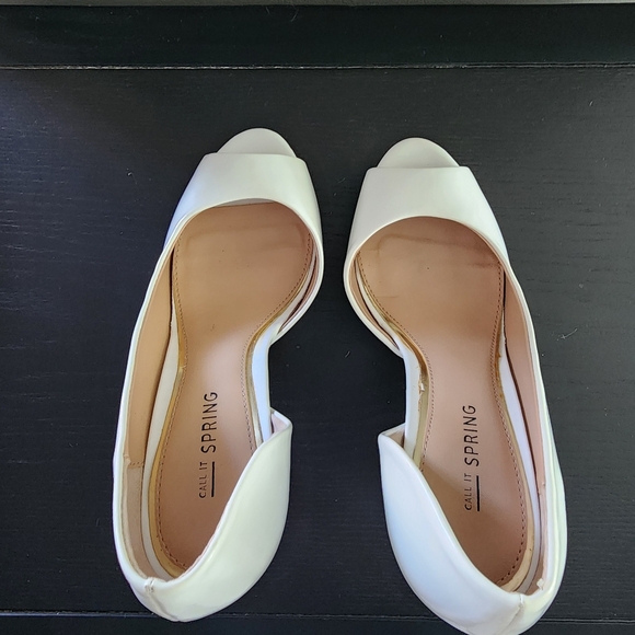 Call it Spring White Platform Heels - Picture 2 of 6